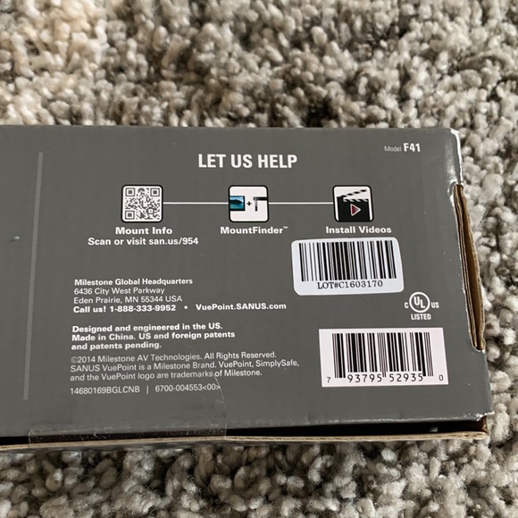 NWT, SimplySafe fixed position TV wall mount 22-50 inch, 80lbs weight capacity - Picture 4 of 8